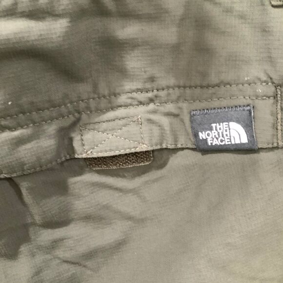 Men's The North Face Cargo/Hiking Shorts in Army Green Size 34 - Picture 4 of 11